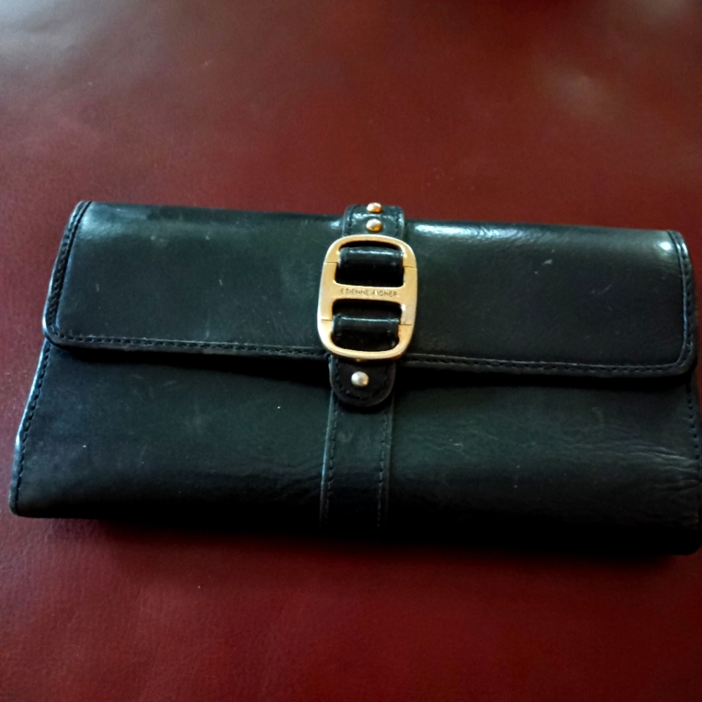 Sophisticated Black Leather Wallet with Gold Hardware